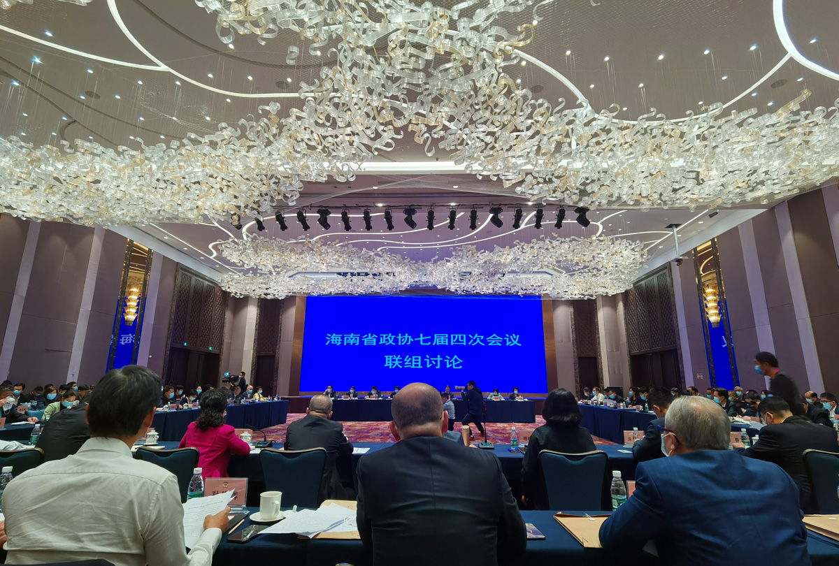 兩會(huì)-大會(huì)1g.jpg